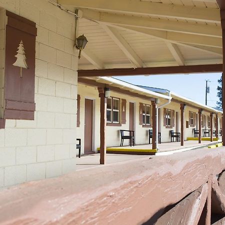 Travelodge By Wyndham Northern Arizona University Downtown Flagstaff Exterior photo