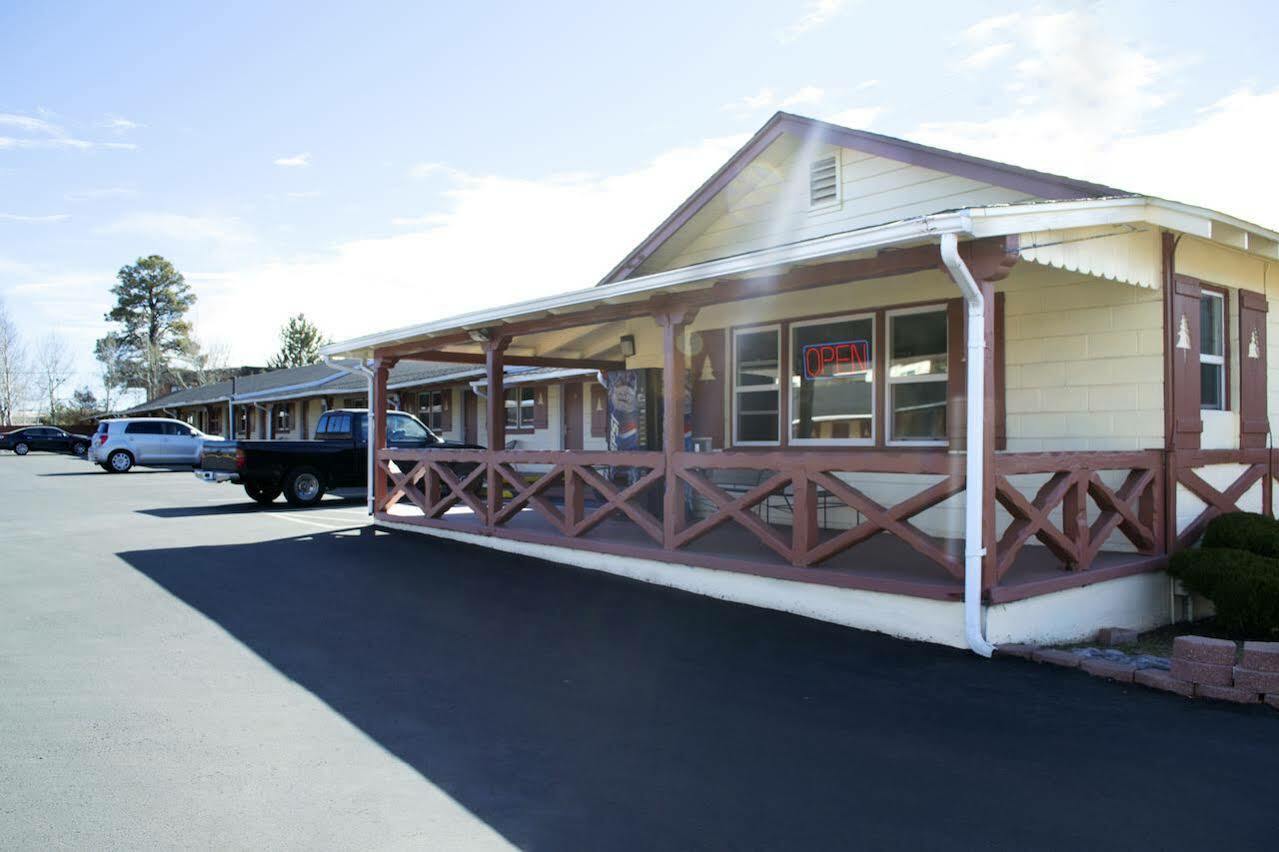 Travelodge By Wyndham Northern Arizona University Downtown Flagstaff Exterior photo